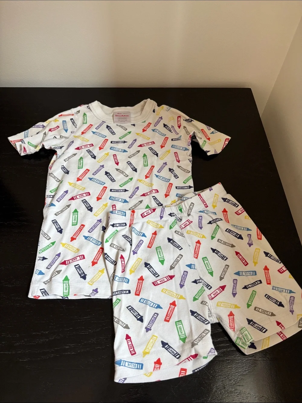 Hanna Andersson White Crayon-Print Organic Cotton Pajama Set size 6-7/ 120cm